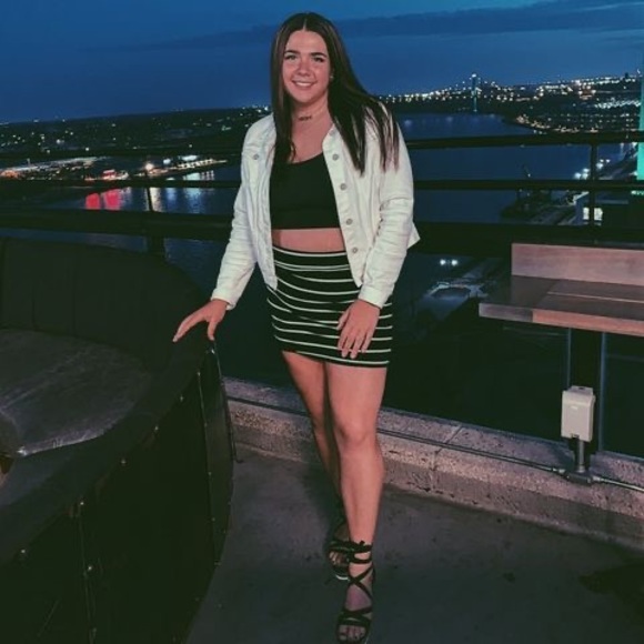 Meet your Posher, Alex - Picture 1 of 1